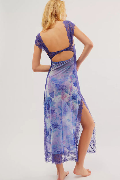 Gracefully Styled Garment for Any Occasion