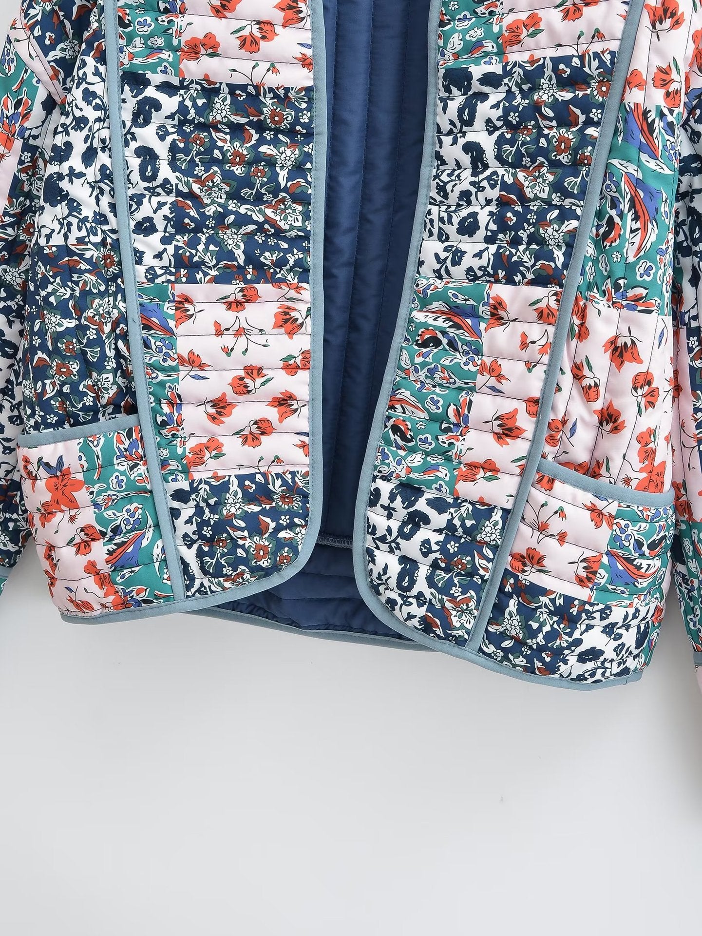 Elegantly Styled Jacket for Everyday Wear