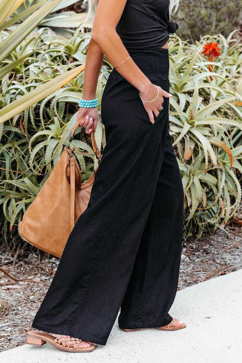 Effortlessly Elegant Garment with a Timeless Design