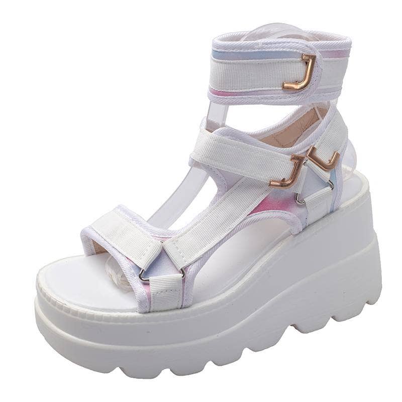 Beautifully Finished Sandals in a Timeless Design