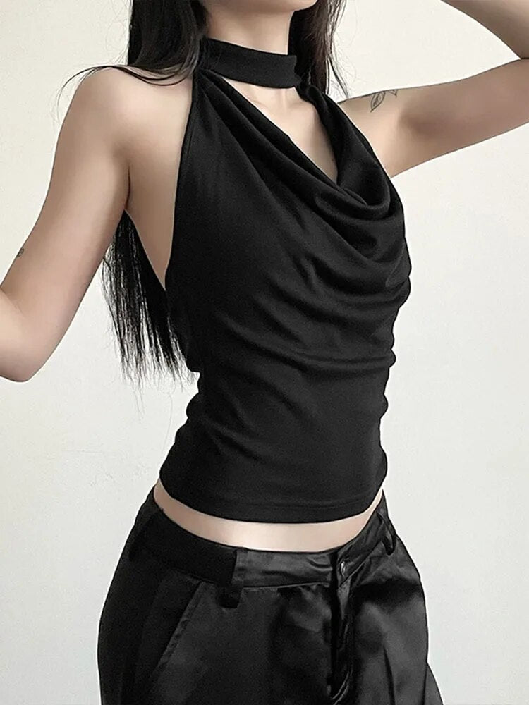 Sophisticated Garment with a Clean Classic Look