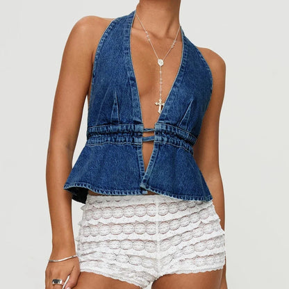 Beautifully Finished Top in a Timeless Design