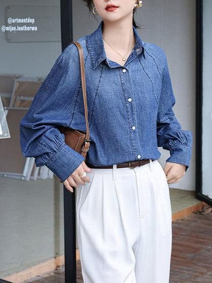 Classic Vintage Blouse with a Flattering Fit