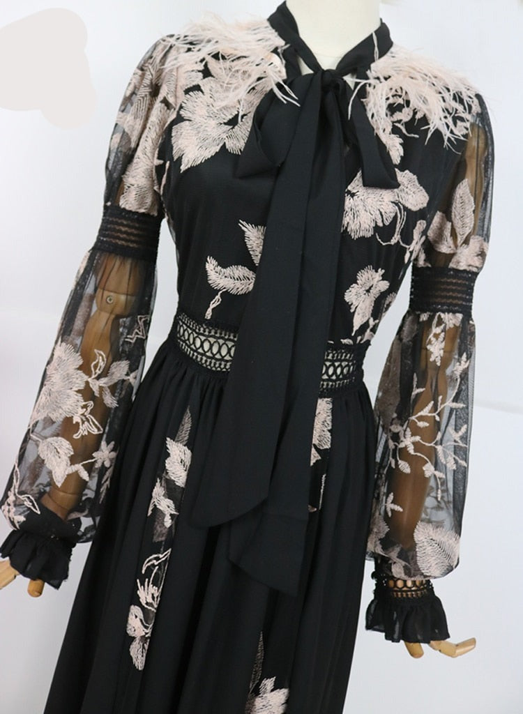 Well Tailored Dress with a Graceful Silhouette