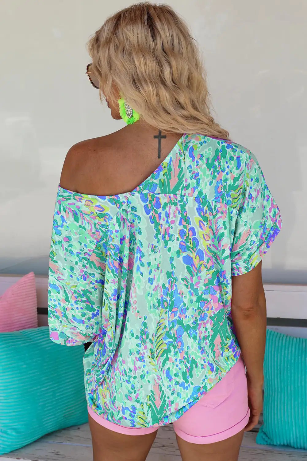 Beautifully Finished Garment in a Timeless Design