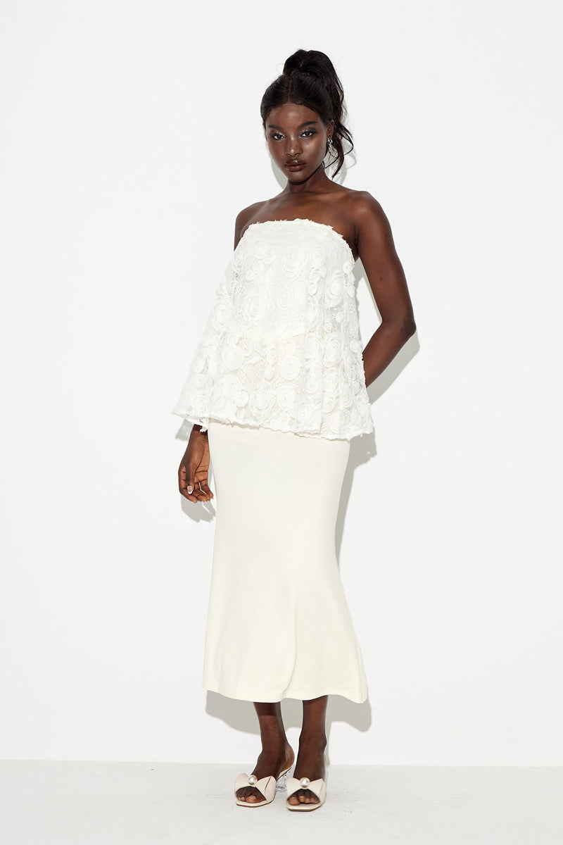 Sophisticated Garment with a Clean Classic Look