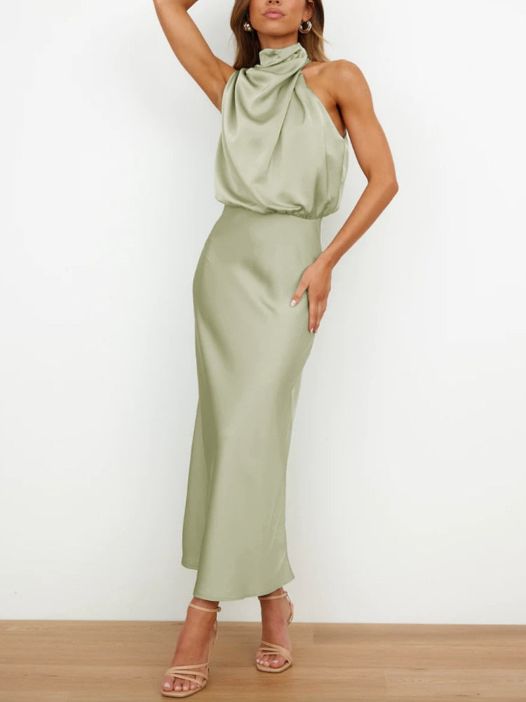 Effortlessly Elegant Dress with a Timeless Design