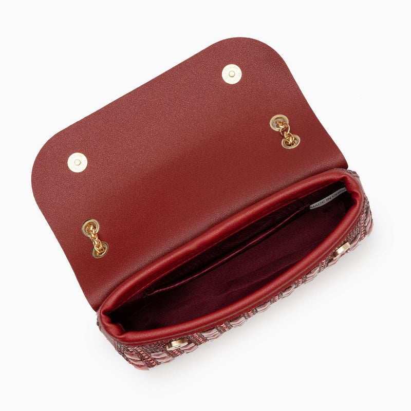 A Vintage Style Bag with Delicate Timeless Details