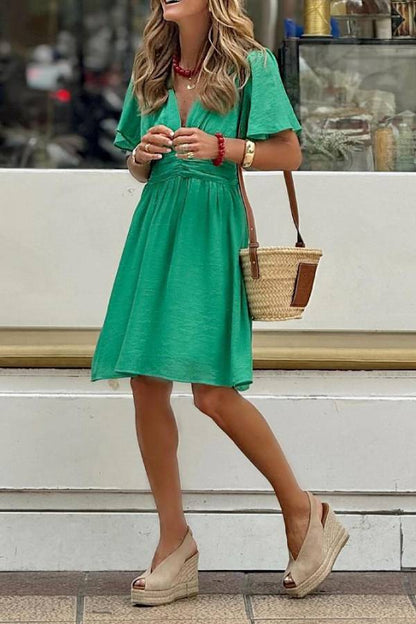 Well Tailored Dress with a Graceful Silhouette