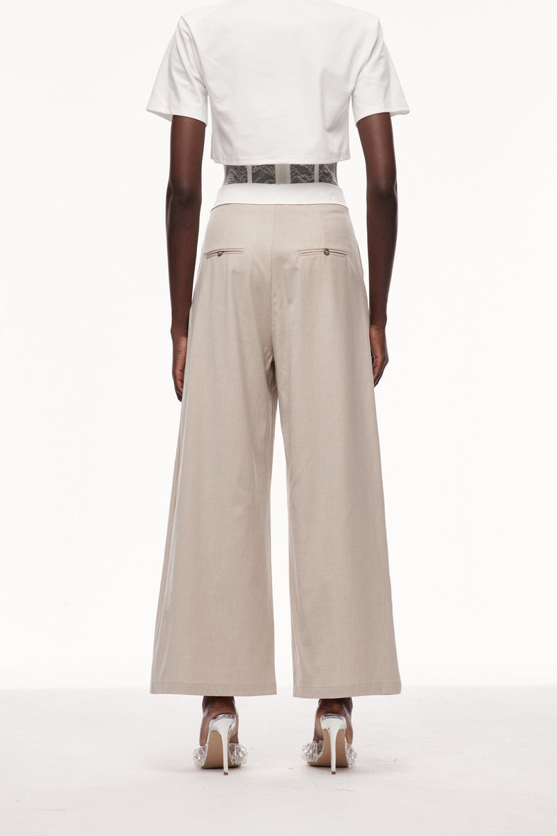 Elegantly Styled Pants for Everyday Wear