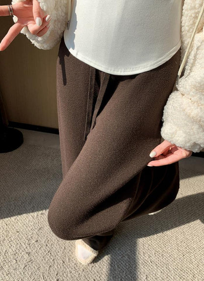 Sophisticated Pants with a Clean Classic Look