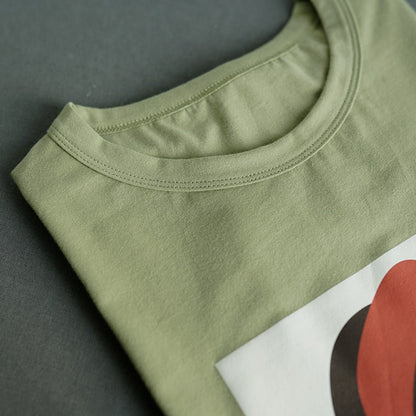 Classic Vintage T-Shirt with a Flattering Fit