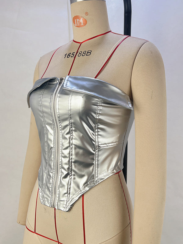 Well Tailored Top with a Graceful Silhouette