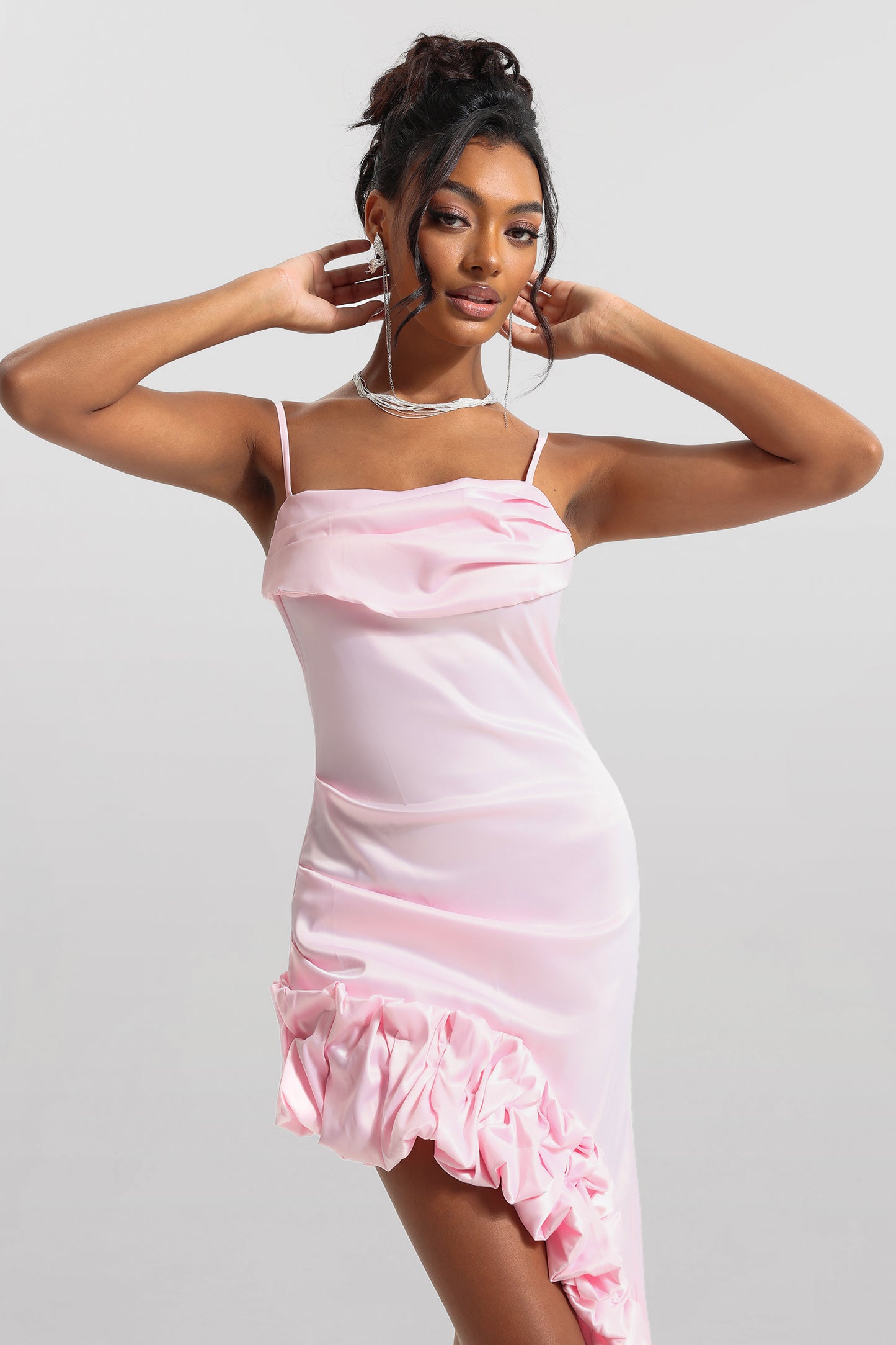 Beautifully Crafted Dress in a Classic Style