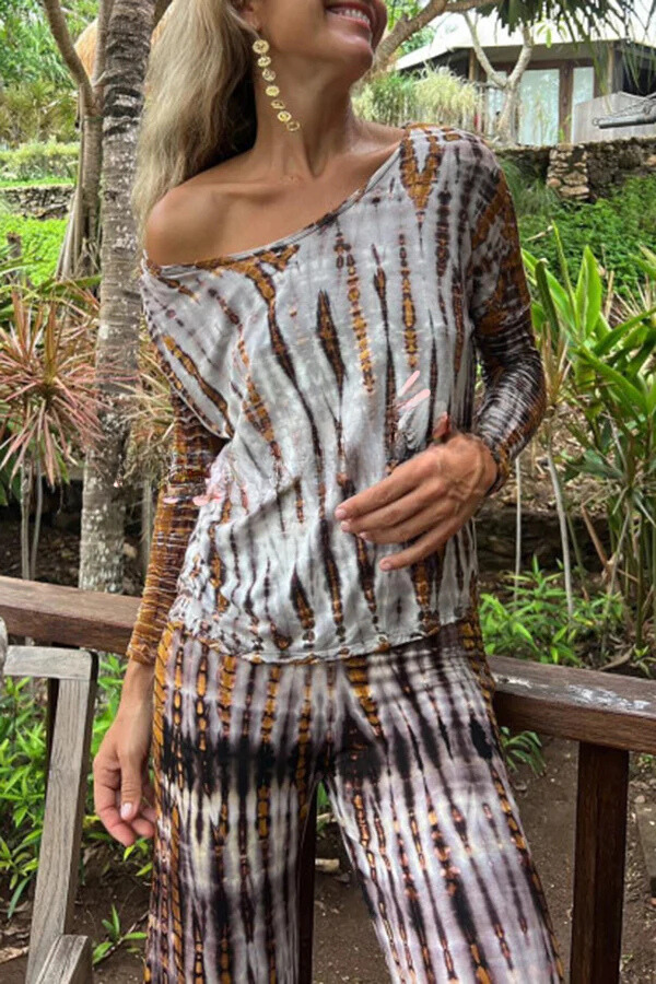 Polished Top with an Effortless Classic Look