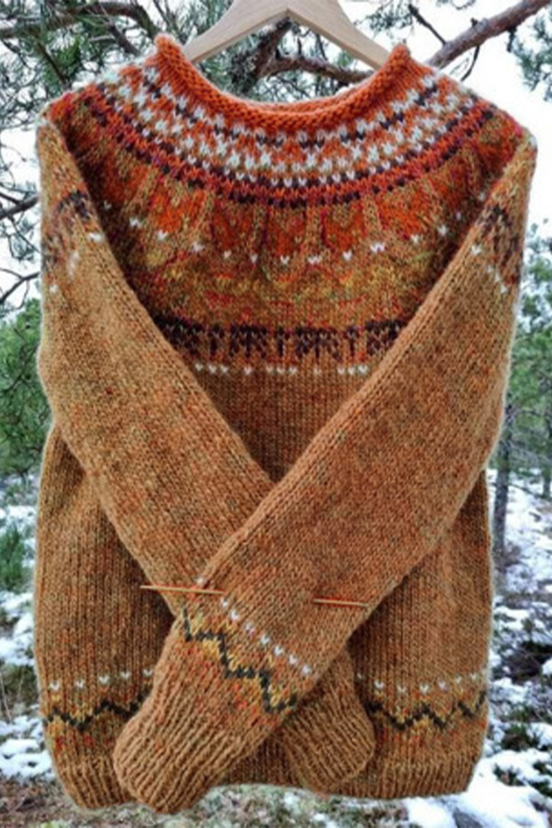 Effortlessly Elegant Sweater with a Timeless Design