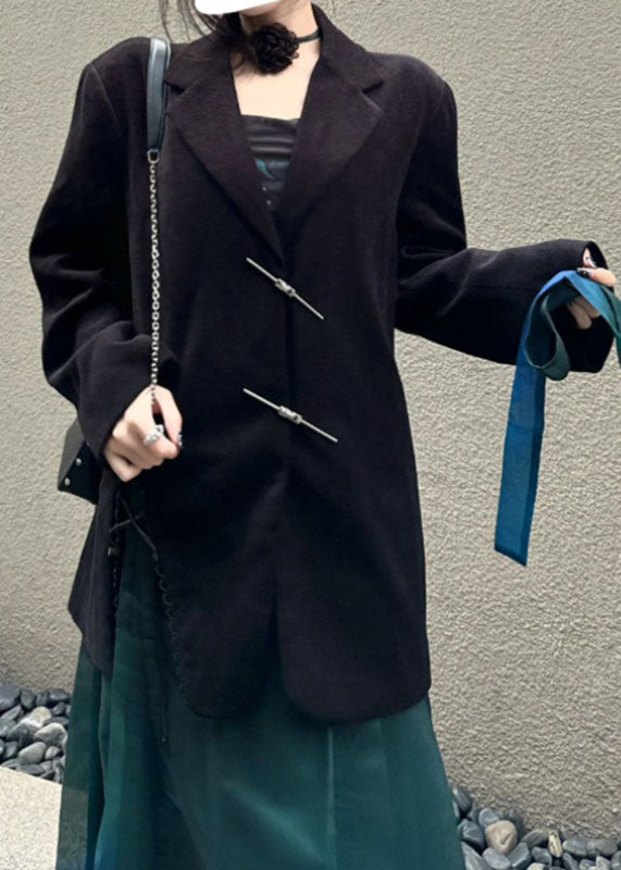 Effortlessly Elegant Coat with a Timeless Design