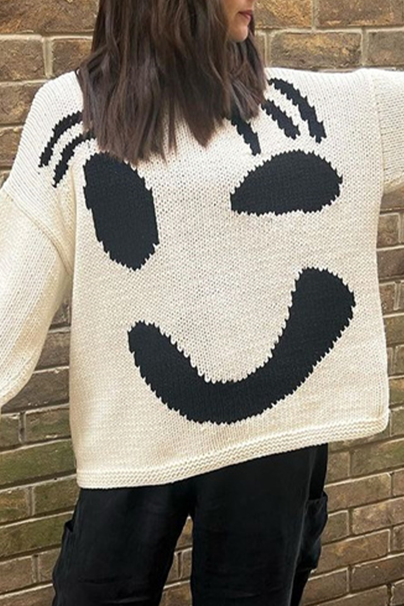 Effortlessly Elegant Top with a Timeless Design