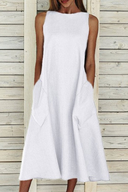 Sophisticated Dress with a Clean Classic Look
