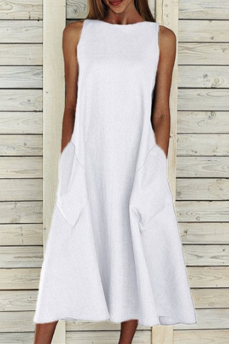 Sophisticated Dress with a Clean Classic Look
