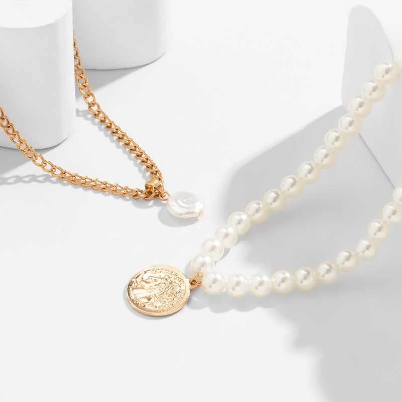 Effortlessly Elegant Garment with a Timeless Design