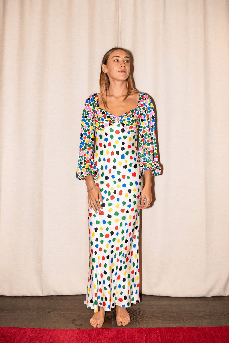 Beautifully Crafted Dress in a Classic Style