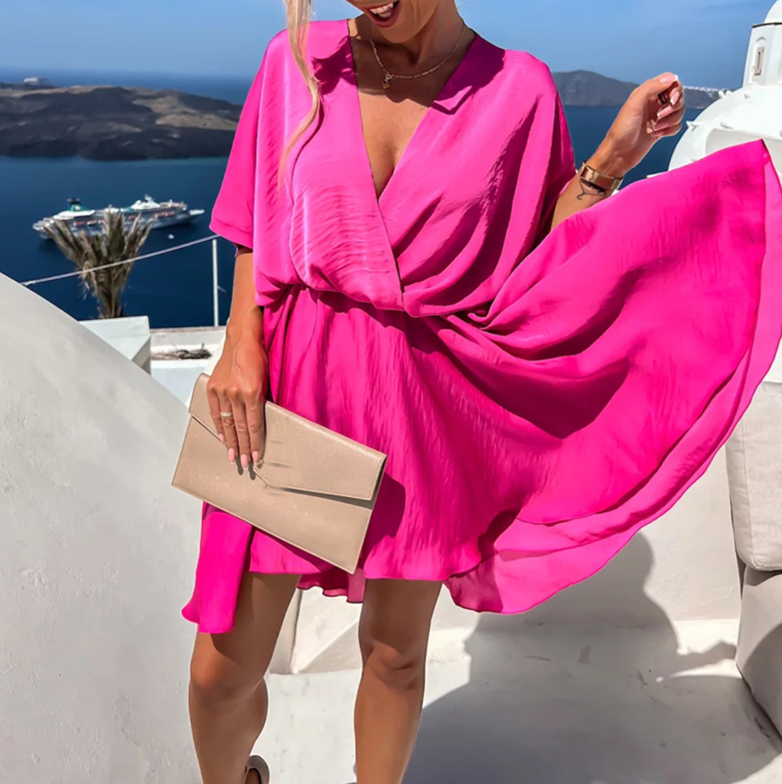 Well Tailored Dress with a Graceful Silhouette