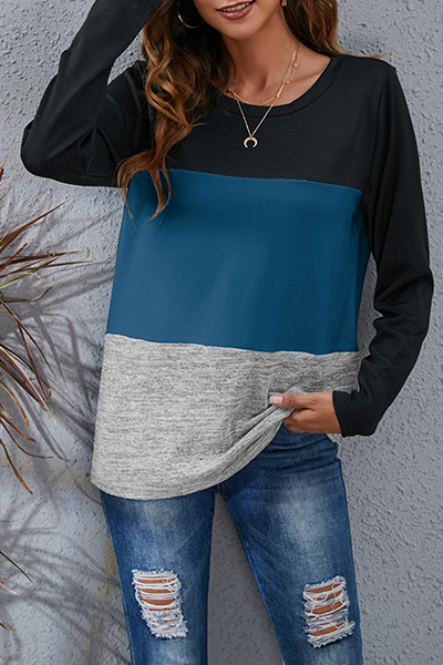 Well Tailored Top with a Graceful Silhouette