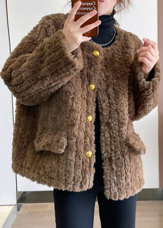 Polished Coat with an Effortless Classic Look