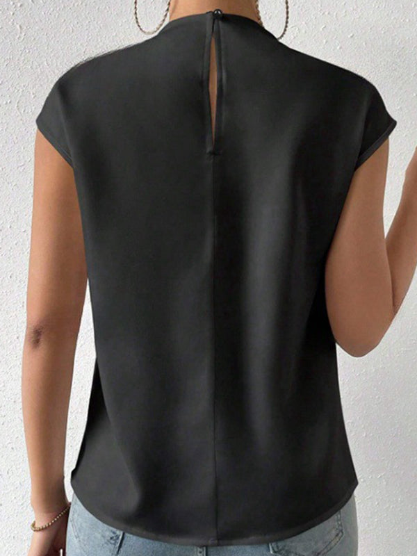Beautifully Finished T-Shirt in a Timeless Design