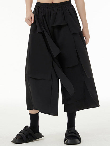 Effortlessly Elegant Pants with a Timeless Design