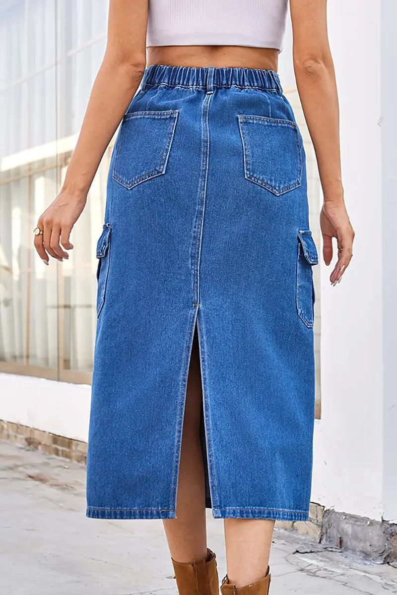 Sophisticated Garment with a Clean Classic Look