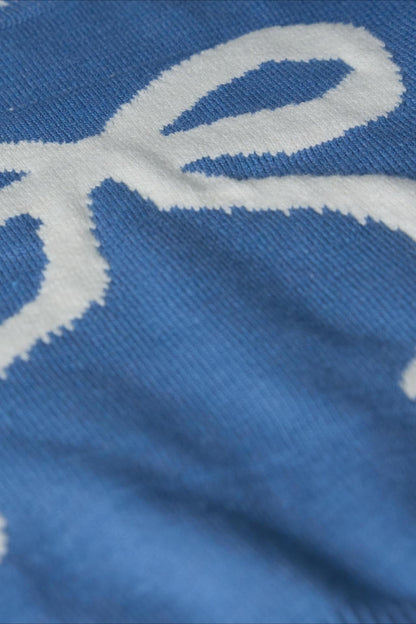 Effortlessly Elegant Sweater with a Timeless Design