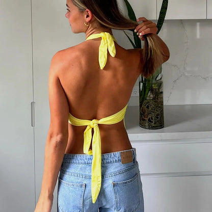 Beautifully Finished Top in a Timeless Design