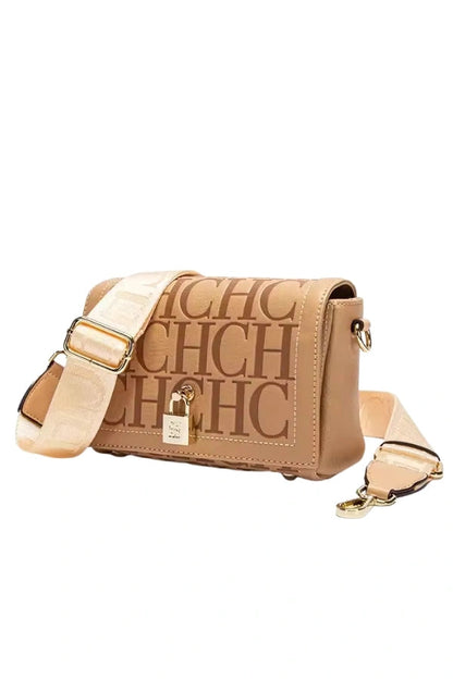 Elegantly Styled Bag for Everyday Wear