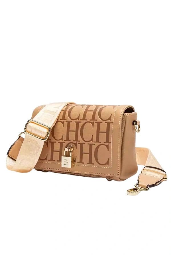 Elegantly Styled Bag for Everyday Wear