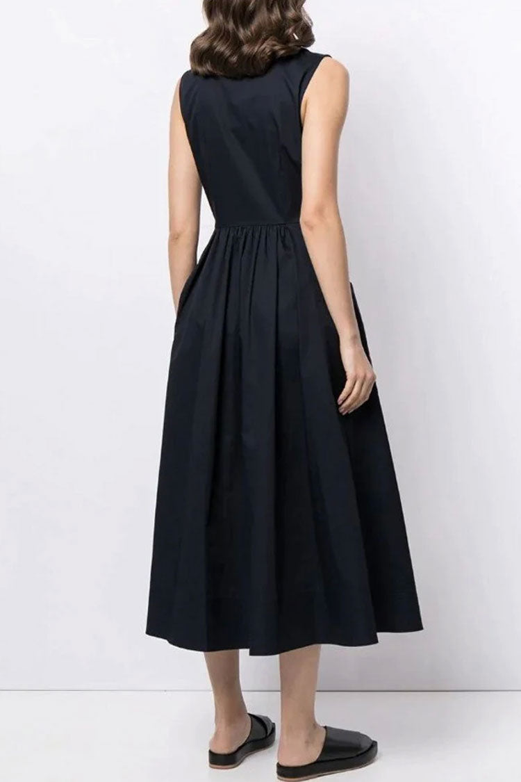 Polished Dress with an Effortless Classic Look