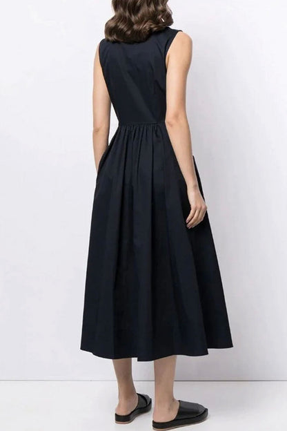 Polished Dress with an Effortless Classic Look