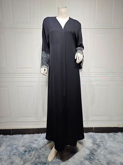 Well Tailored Top with a Graceful Silhouette