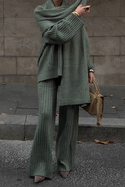 Beautifully Finished Garment in a Timeless Design