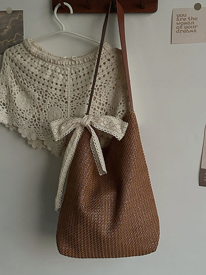 A Vintage Style Bag with Delicate Timeless Details