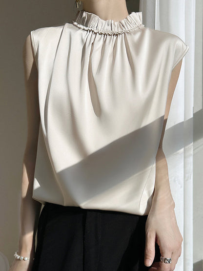 A Vintage Style Top with Delicate Timeless Details