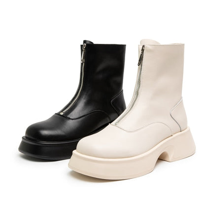Elegantly Styled Boots for Everyday Wear