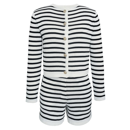 Classic Vintage & Enduringly Stylish Top