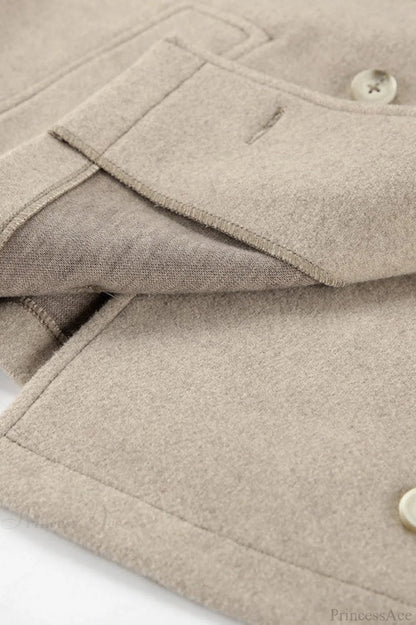 Elegantly Styled Coat for Everyday Wear