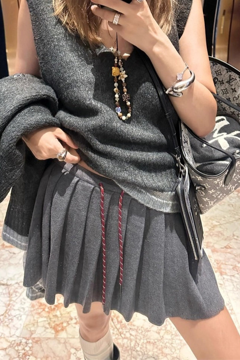 Gracefully Styled Garment for Any Occasion