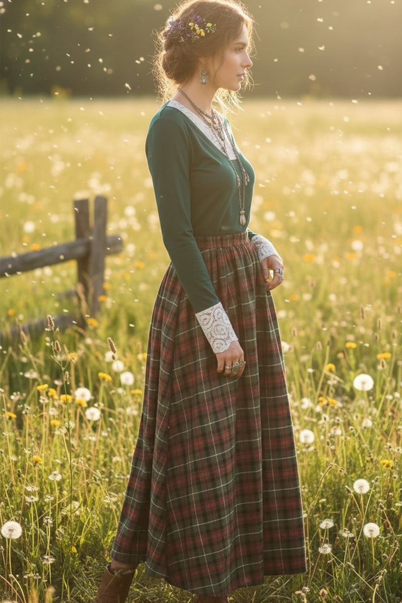 Beautifully Crafted Dress in a Classic Style