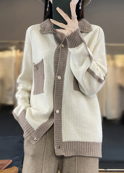 Sophisticated Coat with a Clean Classic Look