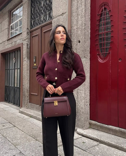 Elegantly Styled Cardigan for Everyday Wear