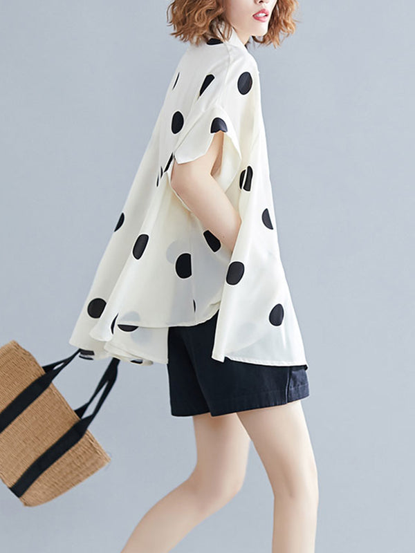 Classic Vintage Blouse with a Flattering Fit